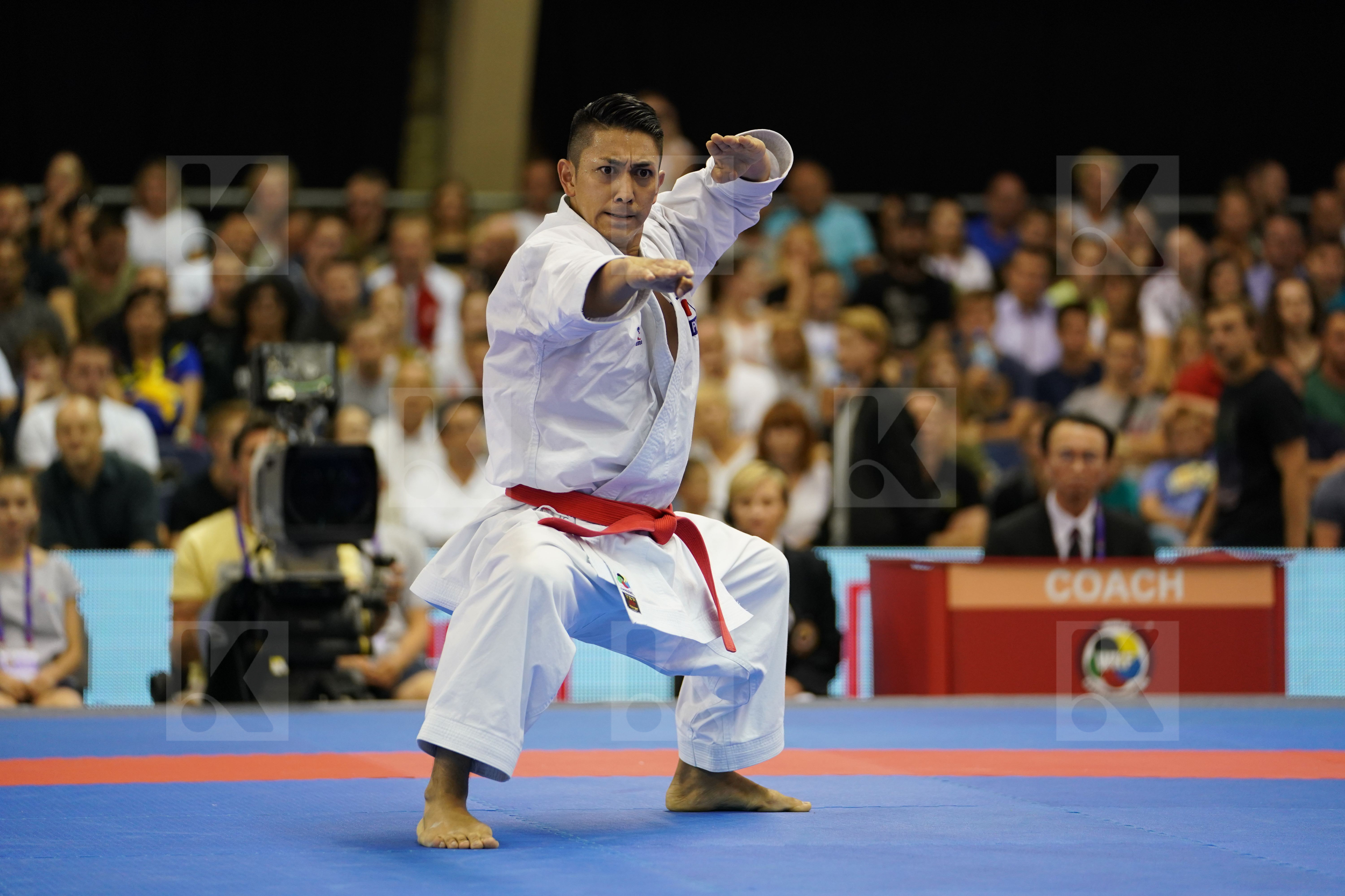 Gold match Japan Kiyuna Ryo Male Kata